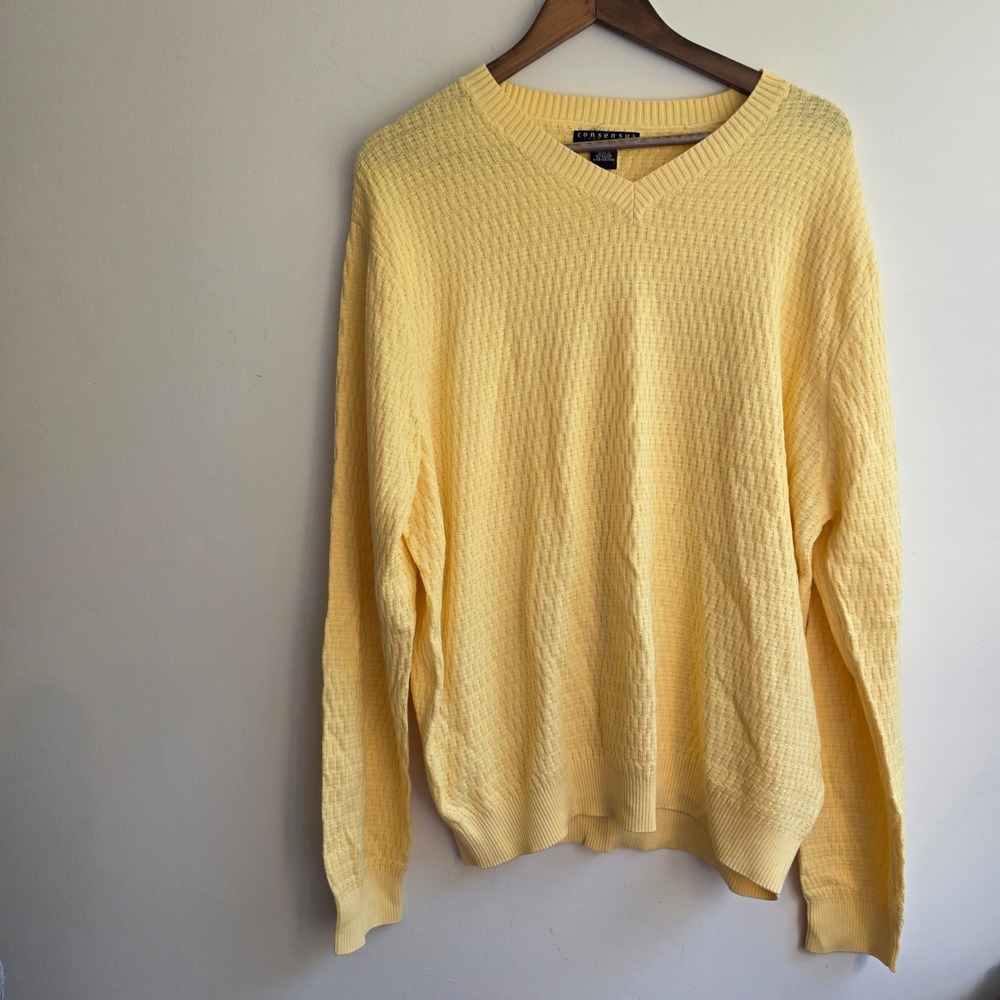 Consensus Sportswear Mens XL Vintage Yellow Cotton Basketweave V-Neck Sweater